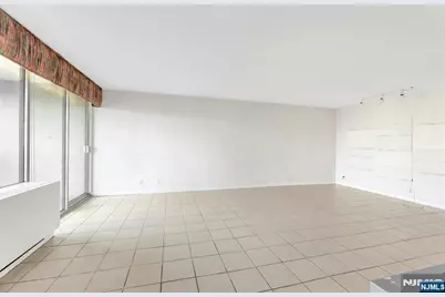 5 Horizon # 907, Fort Lee, NJ 07024 - Photo 21