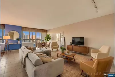 5 Horizon # 907, Fort Lee, NJ 07024 - Photo 9
