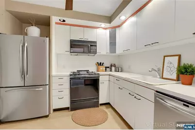 5 Horizon # 907, Fort Lee, NJ 07024 - Photo 7
