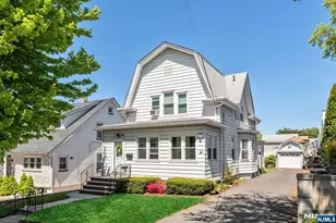 247 Fern Ave 1, Lyndhurst Township, NJ 07071 - Photo 3