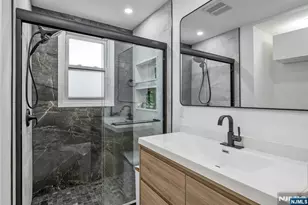 247 Fern Ave 1, Lyndhurst Township, NJ 07071 - Photo 17