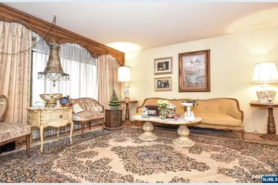 72 Brookside Drive, Upper Saddle River, NJ 07458 - Photo 11