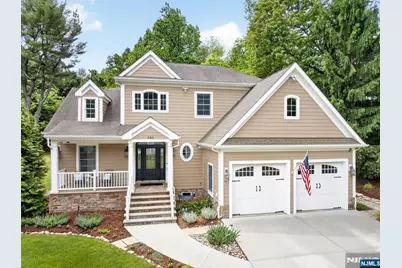 444 Lake Road, Wyckoff Township, NJ 07481 - Photo 3