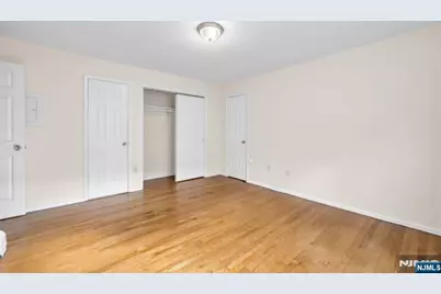 349 Gorge Road, Cliffside Park, NJ 07010 - Photo 11