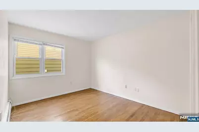 349 Gorge Road, Cliffside Park, NJ 07010 - Photo 9
