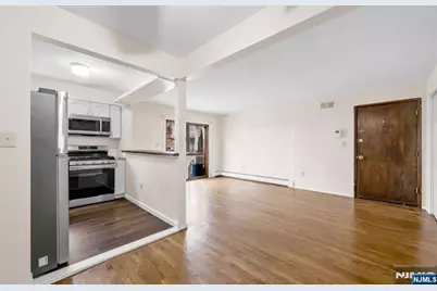 349 Gorge Road, Cliffside Park, NJ 07010 - Photo 5