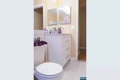 50 Pine Street 7N #7N, Montclair, NJ 07042 - Photo 9