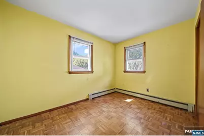 304 Gilbert Avenue, Elmwood Park, NJ 07407 - Photo 5