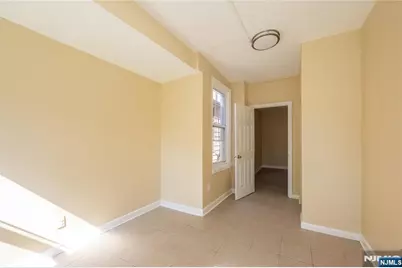 120 Sunset Avenue, Newark, NJ 07106 - Photo 17