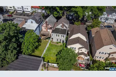 120 Sunset Avenue, Newark, NJ 07106 - Photo 25