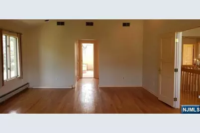 120 Jenkins, Englewood Cliffs, NJ 07632 - Photo 15