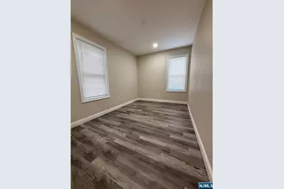 811 13th Street, Newark, NJ 07108 - Photo 7