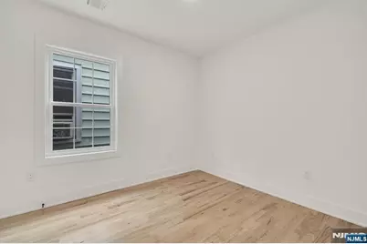 196 Taylor Street, Orange, NJ 07050 - Photo 15
