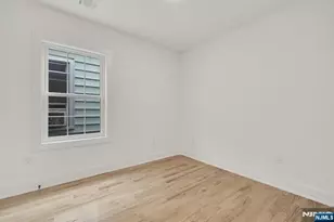 196 Taylor St, Orange, NJ 07050 - Photo 15