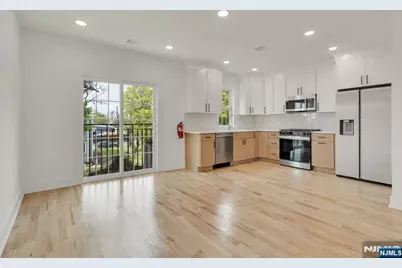 196 Taylor Street, Orange, NJ 07050 - Photo 23