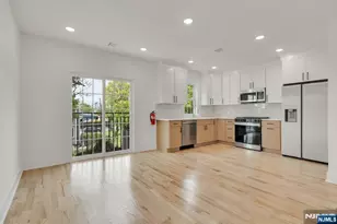 196 Taylor St, Orange, NJ 07050 - Photo 23