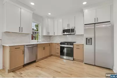 196 Taylor Street, Orange, NJ 07050 - Photo 25