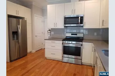 7 Lindley B #B, Tenafly, NJ 07670 - Photo 9