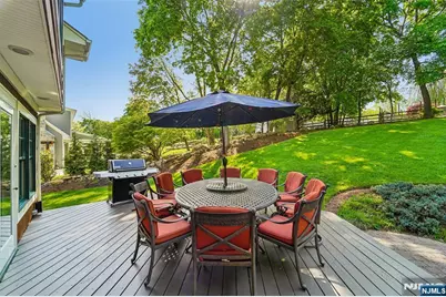 95 Knollton Road, Allendale, NJ 07401 - Photo 31