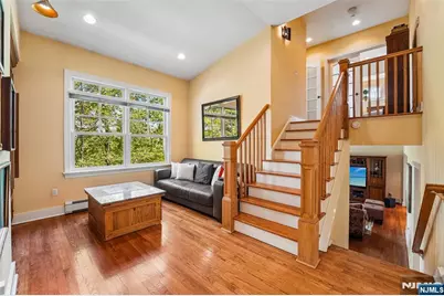 95 Knollton Road, Allendale, NJ 07401 - Photo 17