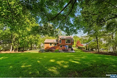 95 Knollton Road, Allendale, NJ 07401 - Photo 33