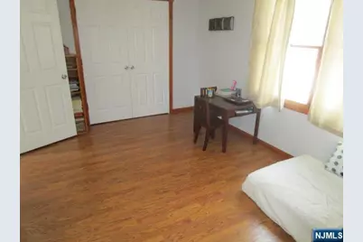 54 Parkway, Rochelle Park Township, NJ 07662 - Photo 13