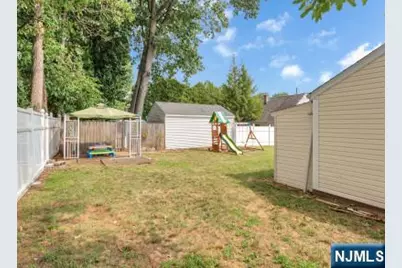 54 Parkway, Rochelle Park Township, NJ 07662 - Photo 21
