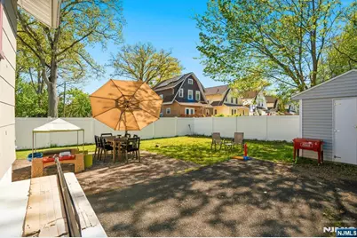 174 Morris Avenue, Englewood, NJ 07631 - Photo 23