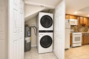 374 Sip Ave 1, Jersey City, NJ 07306 - Photo 9