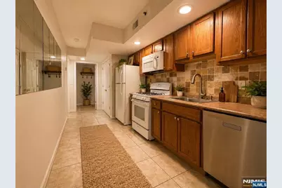 374 Sip Avenue 1 #1, Jersey City, NJ 07306 - Photo 7