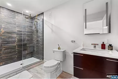 7 Oakdene Terrace 7 #7, Edgewater, NJ 07020 - Photo 7