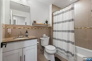 7 Oakdene Terrace 7, Edgewater, NJ 07020 - Photo 23