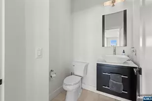 7 Oakdene Terrace 7, Edgewater, NJ 07020 - Photo 17