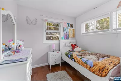 707 Chadwick Drive, Paramus, NJ 07652 - Photo 19