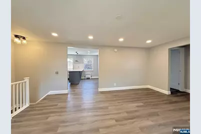 20 Clark Court, Rutherford, NJ 07070 - Photo 7
