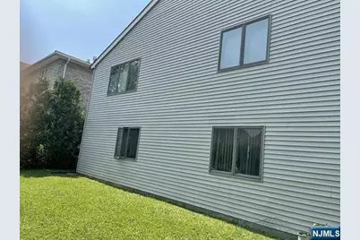 167 Roosevelt 1Fl #1Fl, Palisades Park, NJ 07650 - Photo 3