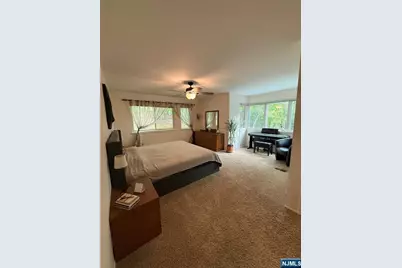 155 Indian Hollow Court 155 #155, Mahwah, NJ 07430 - Photo 7
