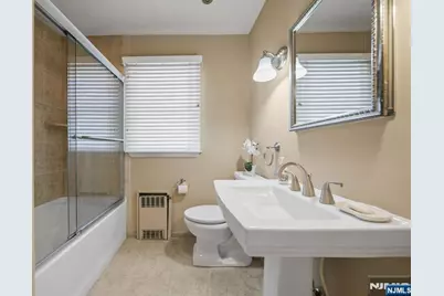 82 Kensington Avenue, Norwood, NJ 07648 - Photo 23