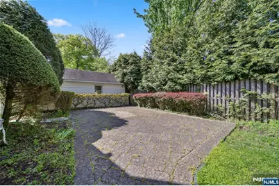 82 Kensington Avenue, Norwood, NJ 07648 - Photo 25