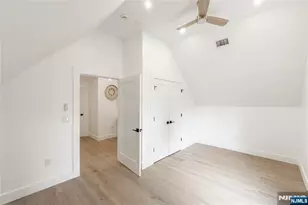 517 Park St, Montclair, NJ 07043 - Photo 35