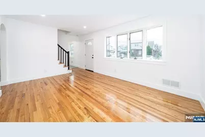 21 Mary Street, Lodi, NJ 07644 - Photo 5