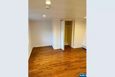 67 Chamberlain Avenue 2 #2, Elmwood Park, NJ 07407 - Photo 5