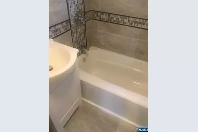 67 Chamberlain Avenue 2 #2, Elmwood Park, NJ 07407 - Photo 13