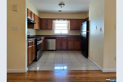 22 Wakeman Avenue 2nd Fl. #2nd fl., Newark, NJ 07104 - Photo 7
