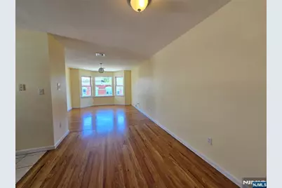 22 Wakeman Avenue 2nd Fl. #2nd fl., Newark, NJ 07104 - Photo 5