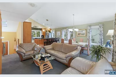4 Lesa Lane, Hillsdale, NJ 07642 - Photo 13