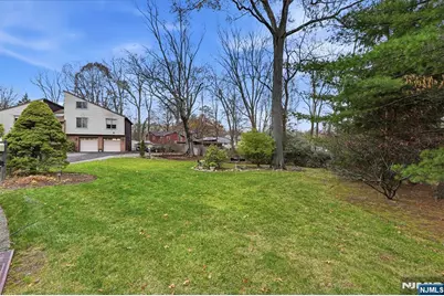 4 Lesa Lane, Hillsdale, NJ 07642 - Photo 39
