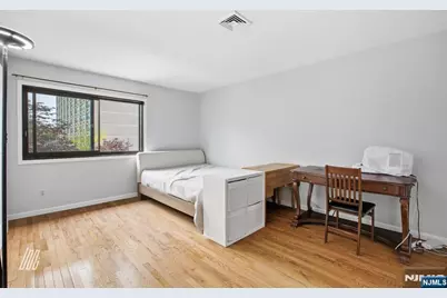 1503 John Street, Fort Lee, NJ 07024 - Photo 9
