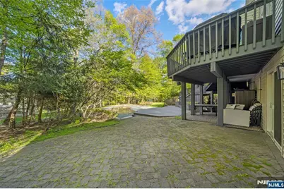 639 Pawnee Lane, Franklin Lakes, NJ 07417 - Photo 43