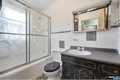 116 Hamilton Avenue, Fairview, NJ 07022 - Photo 23